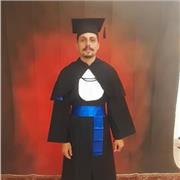 Dou aulas para crianças e adultos. Em Português meu foco é na gramática e escrita criativa.e Teologia meu foco é em Exegese e Introdução à Teologia Sistemática